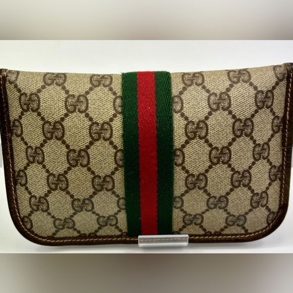 Gucci Clutch Bag - Picture 2 of 9